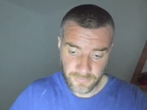 Screenshot from alfiesolomons87 webcams