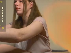 Screenshot from alice__madness webcams