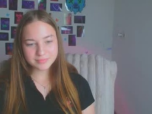 Screenshot from alice_dreamofu webcams