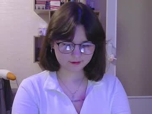 Screenshot from alice_glamour webcams