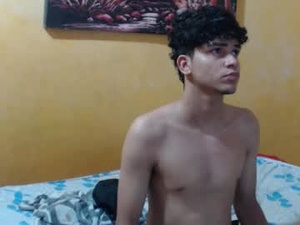 Screenshot from alice_julls webcams