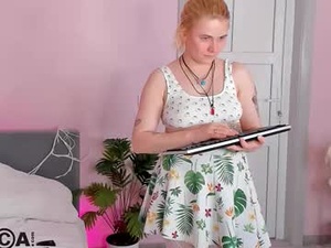 Screenshot from alice_maurik webcams