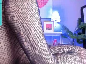 Screenshot from alicee_rosewell webcams