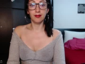 Screenshot from alicelove75 webcams