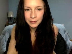 Screenshot from alicestoneee webcams