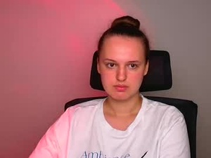 Screenshot from alicie_dream_ webcams