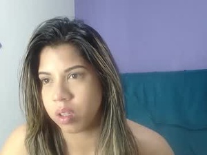 Screenshot from alisonhotcm101 webcams