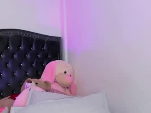 Screenshot from alisson_carde02 webcams