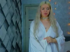 Screenshot from allisa_x webcams