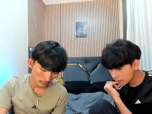 Screenshot from alluring_alpha webcams