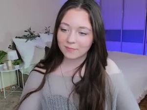 Screenshot from alluringeyess webcams