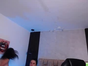 Screenshot from alondraandsweet webcams
