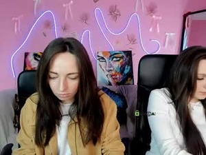Screenshot from alorea_faye webcams