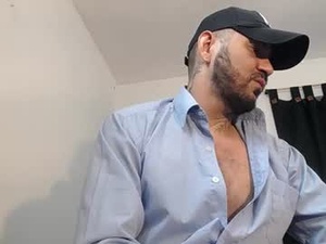 Screenshot from alphadripxl_ webcams