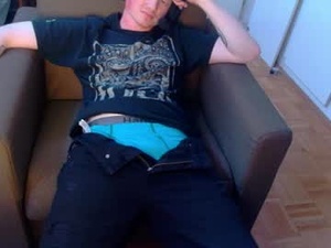 Screenshot from alternativedaddy97 webcams