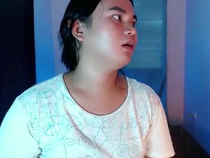 Screenshot from althea_cassandra webcams