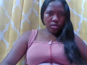 Screenshot from alydiah816442 webcams