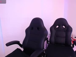 Screenshot from alydolly_ webcams