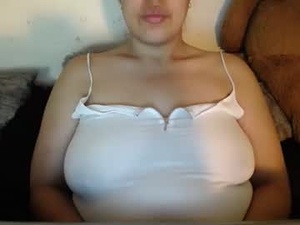 Screenshot from alynfoxx webcams