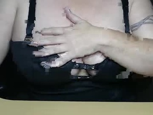 Screenshot from alyss_skye28 webcams