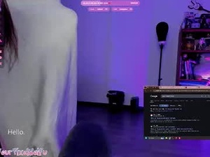 Screenshot from alyssaromanova webcams