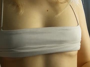 Screenshot from amanda_sayhey webcams