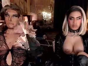 Screenshot from amazingtrans18 webcams