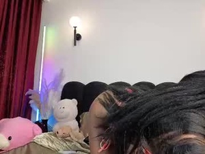 Screenshot from amelia_mariana webcams