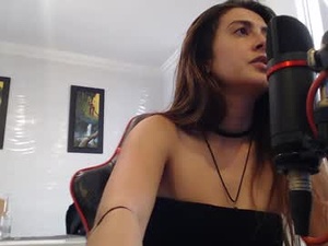 Screenshot from amylov342 webcams