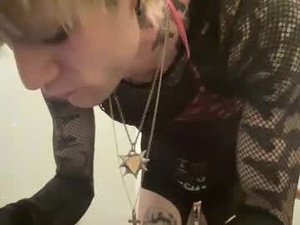 Screenshot from analyzethisxxx webcams