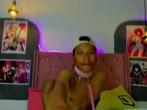 Screenshot from andy_sexx_coral webcams