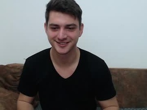 Screenshot from andyfame1 webcams