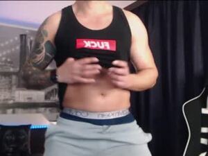 Screenshot from andysoul340 webcams