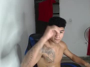 Screenshot from angel_latinguy webcams