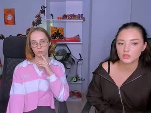 Screenshot from angel_void webcams