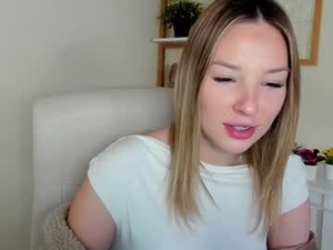 Screenshot from angela21babe webcams