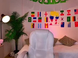 Screenshot from angela__bloom__ webcams