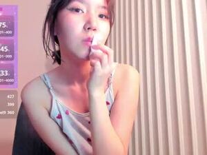 Screenshot from angelin_sg webcams