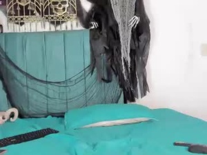 Screenshot from angellnvelvet webcams