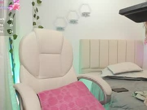 Screenshot from angienova_ webcams