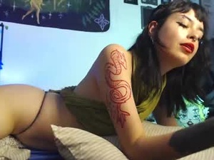 Screenshot from aniccangel webcams