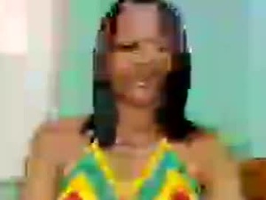 Screenshot from annah022 webcams