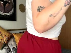 Screenshot from annarose999 webcams