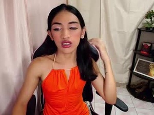 Screenshot from annebisyosa_angela webcams