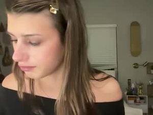 Screenshot from anngraysonnn webcams