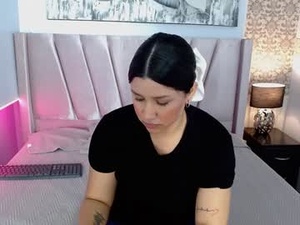 Screenshot from annie_catt_ webcams