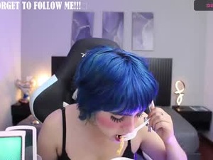 Screenshot from annie_snow_ webcams