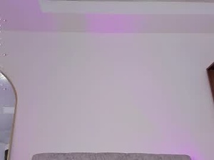 Screenshot from anny1__ webcams