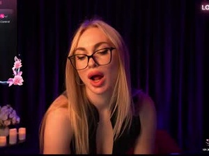 Screenshot from annyrosess webcams