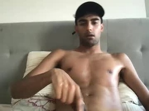 Screenshot from anononon843123 webcams